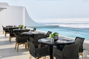 Free daily full breakfast  - Million Stars Mykonos (Mykonos)
