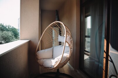 Luxury one bedroom apartment in the first row of Burgas