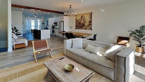Smart TV - Gulf Place Spires #7B | Luxe Townhome, Near Beach (Santa Rosa Beach)