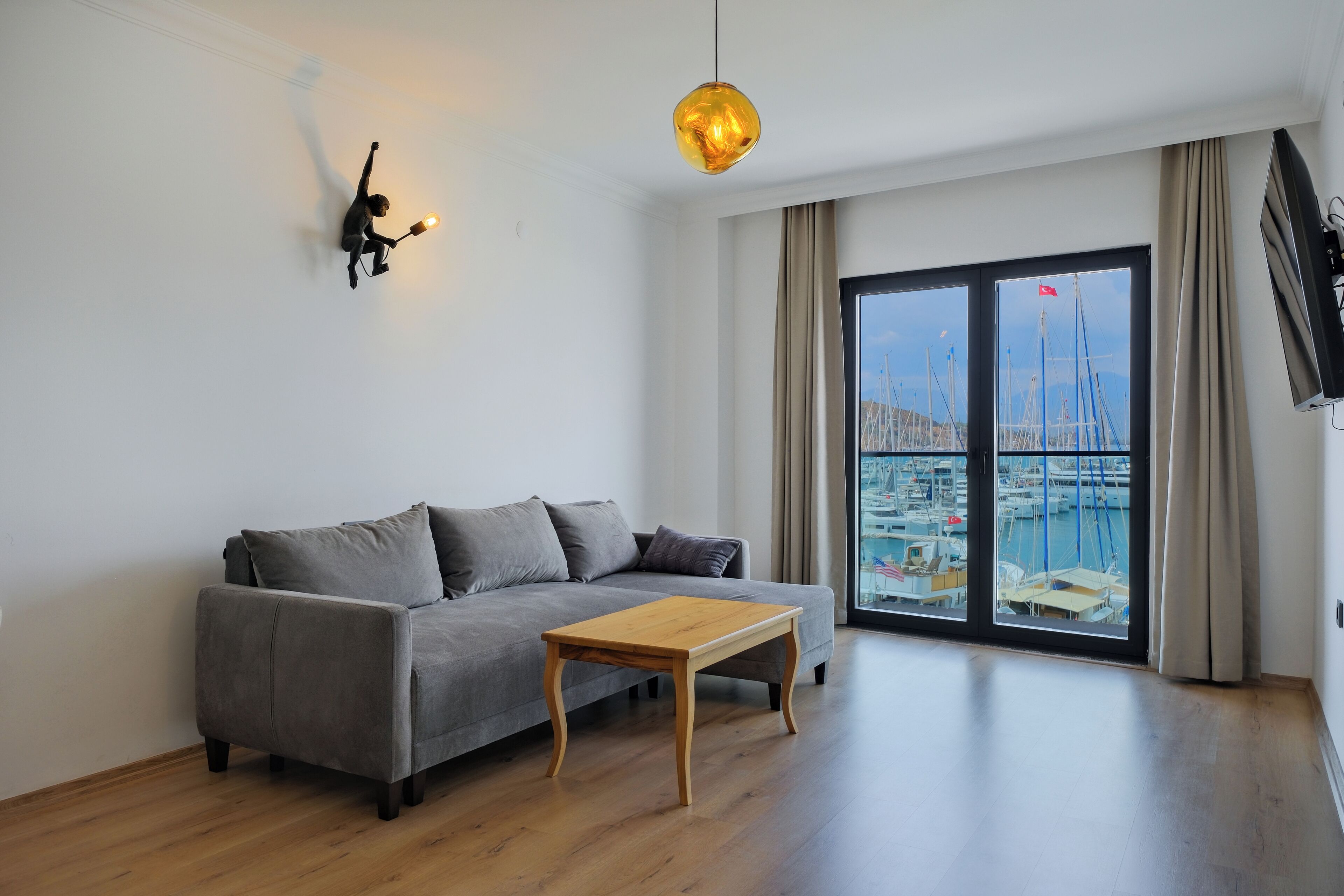 Comfort Suite | Egyptian cotton sheets, premium bedding, memory foam beds