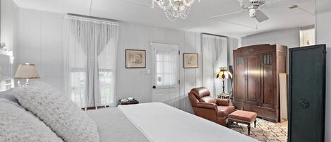 Cottage, 1 Bedroom | 1 bedroom, laptop workspace, free WiFi