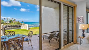 Condo, 1 Bedroom | Property grounds