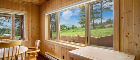 House, 1 Bedroom | Dining