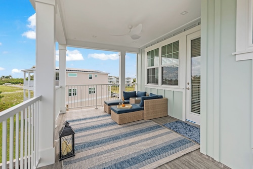 Canalfront Home! Near Anna Maria Island