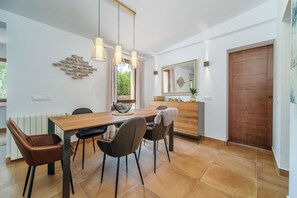 Dining - Villa La Sella With Private Pool, Terraces and Mountain View (Pedreguer)