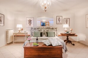 3 habitaciones, tabla de planchar con plancha y wifi gratis 