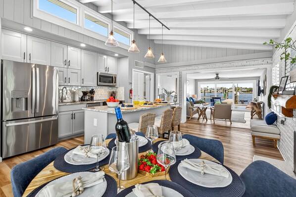 Fridge, microwave, oven, stovetop - Castaway Home | Indian Rocks Beach Waterfront Home with Private Pool (Indian Rocks Beach)