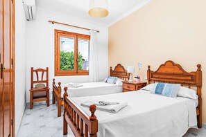 4 soverom, wi-fi og sengetøy