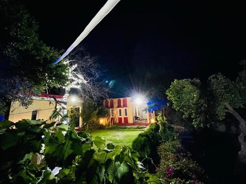 Mondoq Fort Hotel Skardu