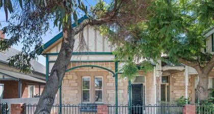 Charming! 3 Bed Garden by Beach