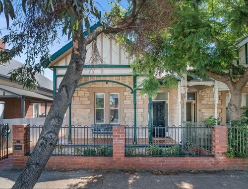 Charming! 3 Bed Garden by Beach