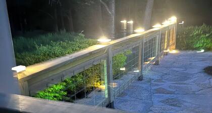 The Fuller House! Charming! Convenient! A straight drive to downtown!!