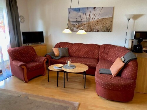 Cozy feel-good oasis for a perfect time-out + pool + sauna + beach within walking distance