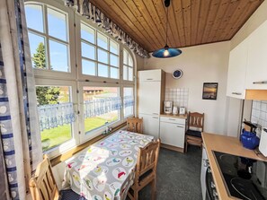 Dining - Burgfried (App. 2) by Interhome (Koserow)