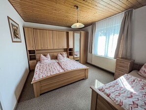 1 bedroom, Internet