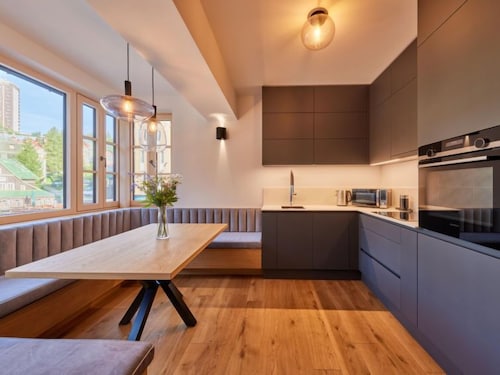 Summit View Lounge & Alcove by Interhome