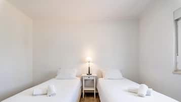 2 slaapkamers, een strijkplank/strijkijzer, gratis wifi
