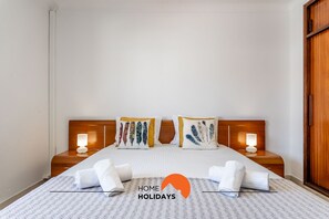 4 chambres, fer et planche à repasser, Wi-Fi gratuit