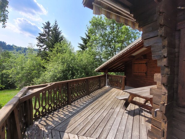 Enceinte de lâhĂ©bergement