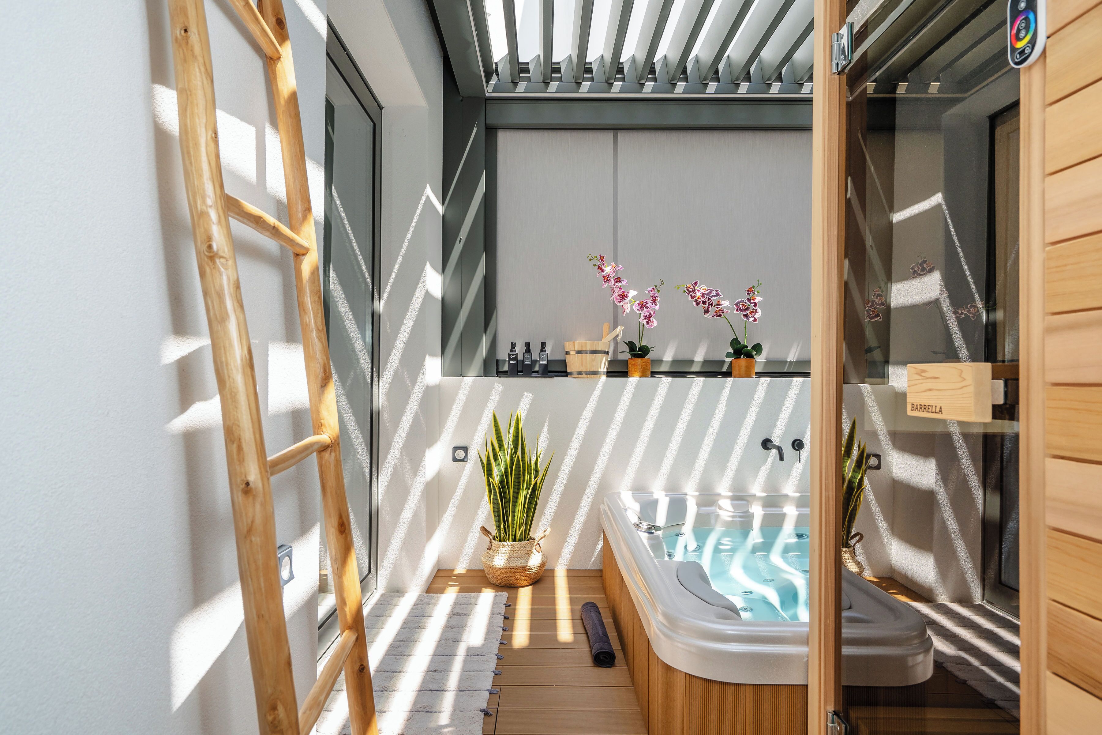 特級套房, 露台 | 客房設施服務