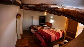 Traditional Triple Room | Free WiFi, bed sheets