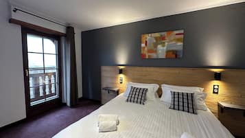 Superior Double Room | Desk, laptop workspace, soundproofing, free WiFi