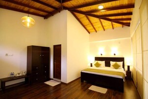 Deluxe Double Room | Free WiFi