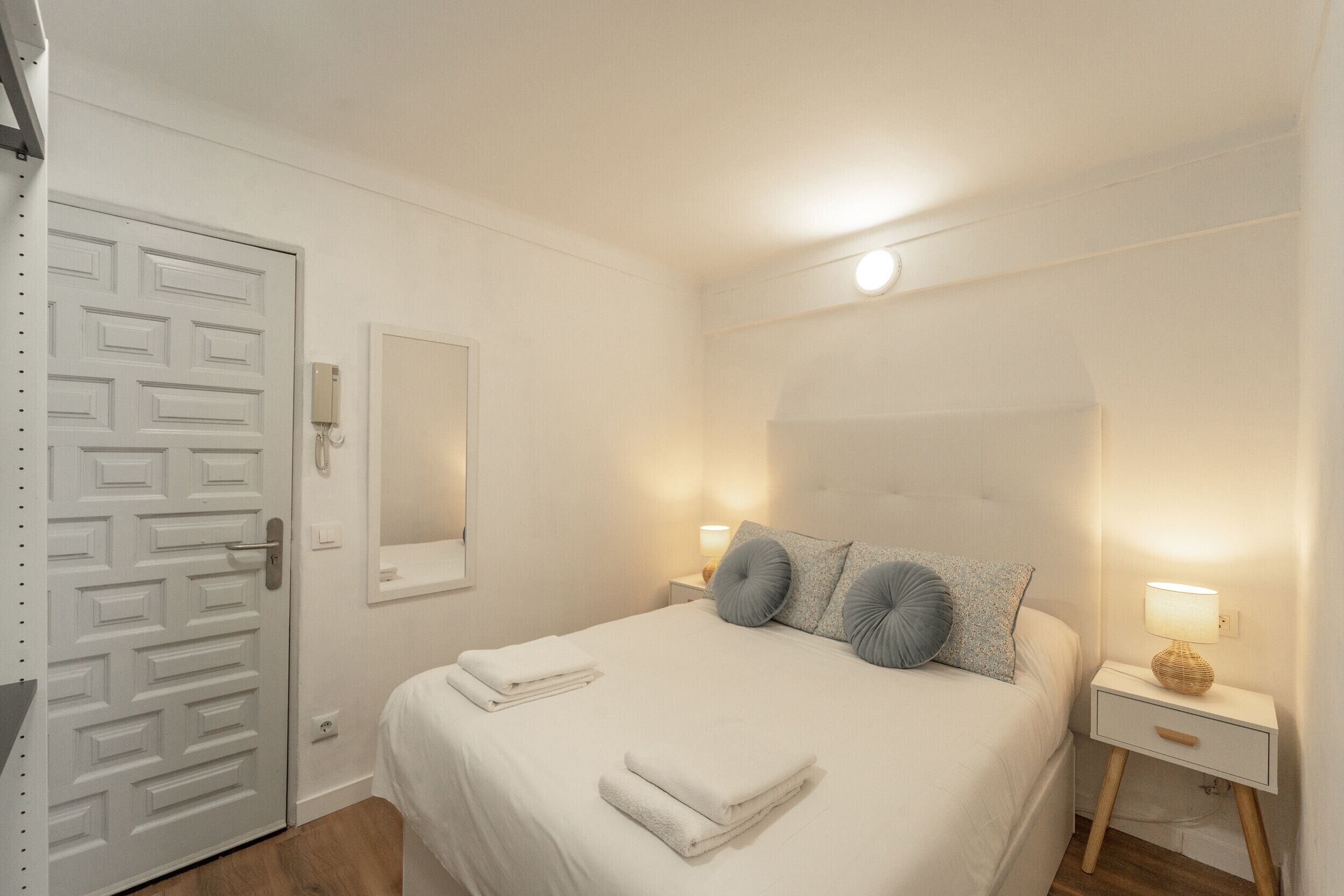 Wifi gratis y ropa de cama 