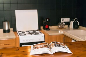 Frigorifero, microonde, forno, lavastoviglie