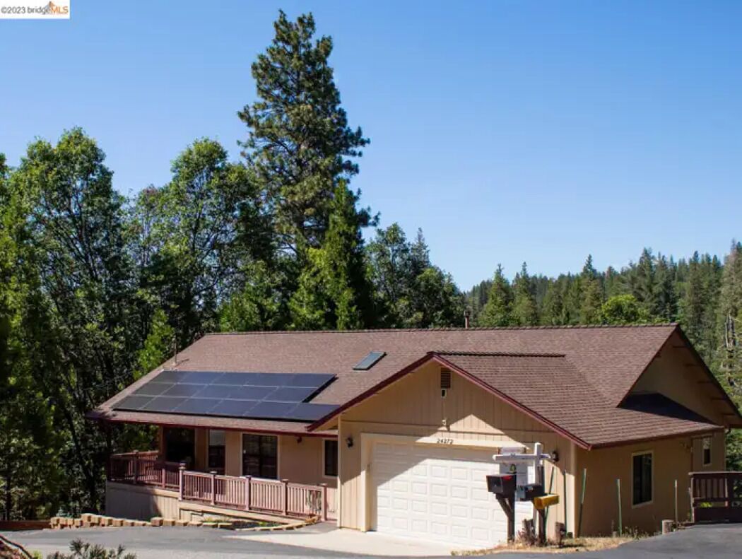 Mountain House and National Forest Peacefulness