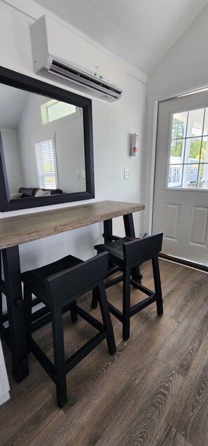 Deluxe Cottage | 2 bedrooms, free WiFi, bed sheets - Oceans RV Resort (Holly Ridge)