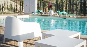 Seasonal outdoor pool - Valguarnera Caropepe (Valguarnera Caropepe)