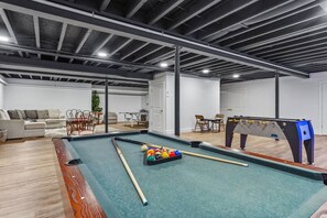 Spielezimmer