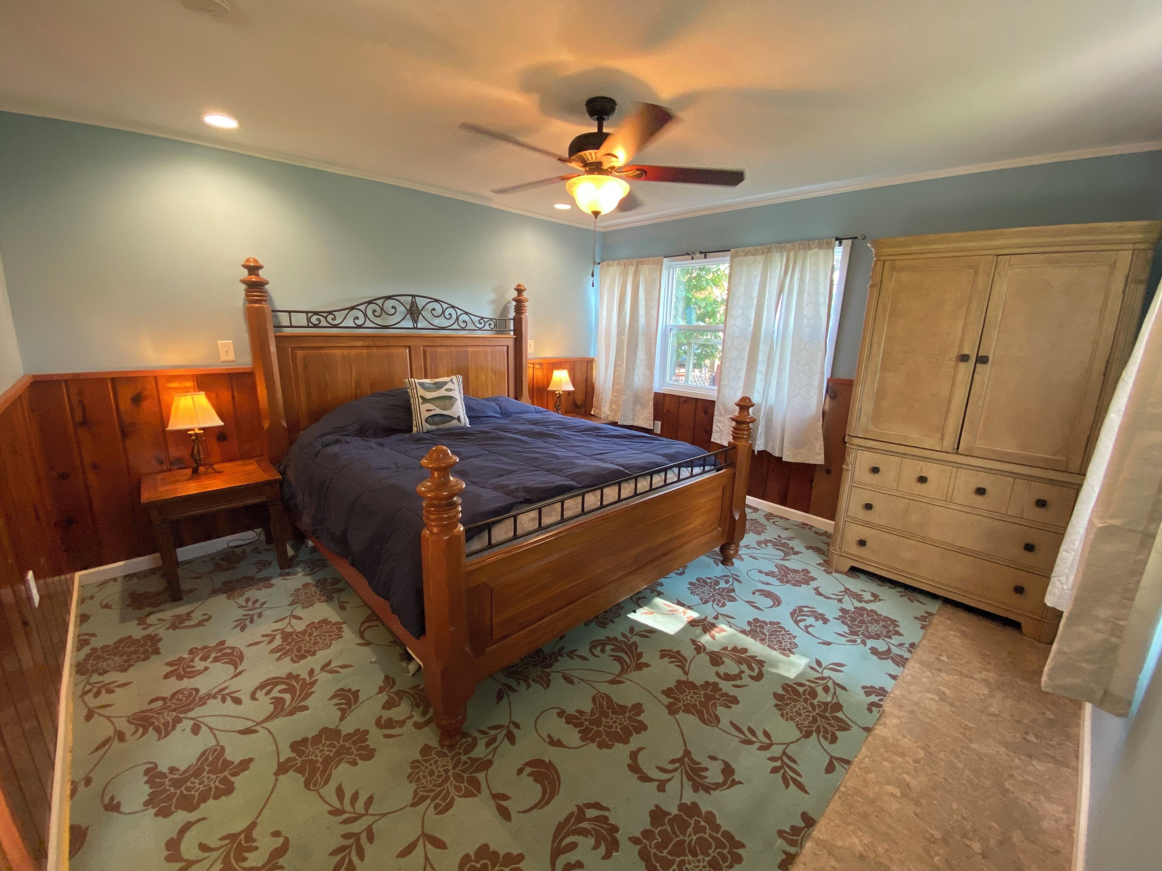 3 bedrooms, free WiFi, bed sheets