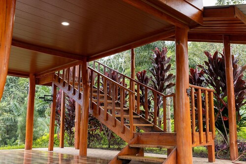 Romantic cabin with jacuzzi and mountain views | Breakfast included