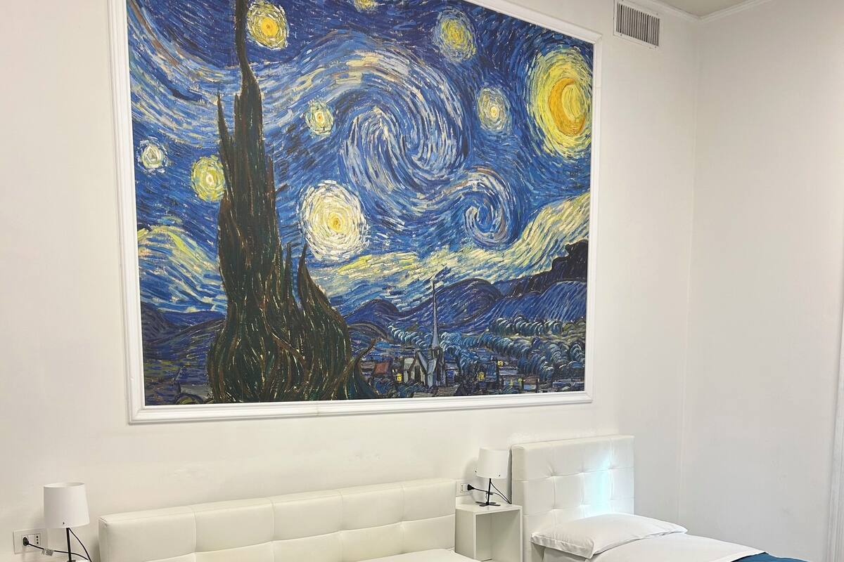 Firemannsrom – superior | Allergitestet sengetøy, dundyner, minibar og individuelt dekorert