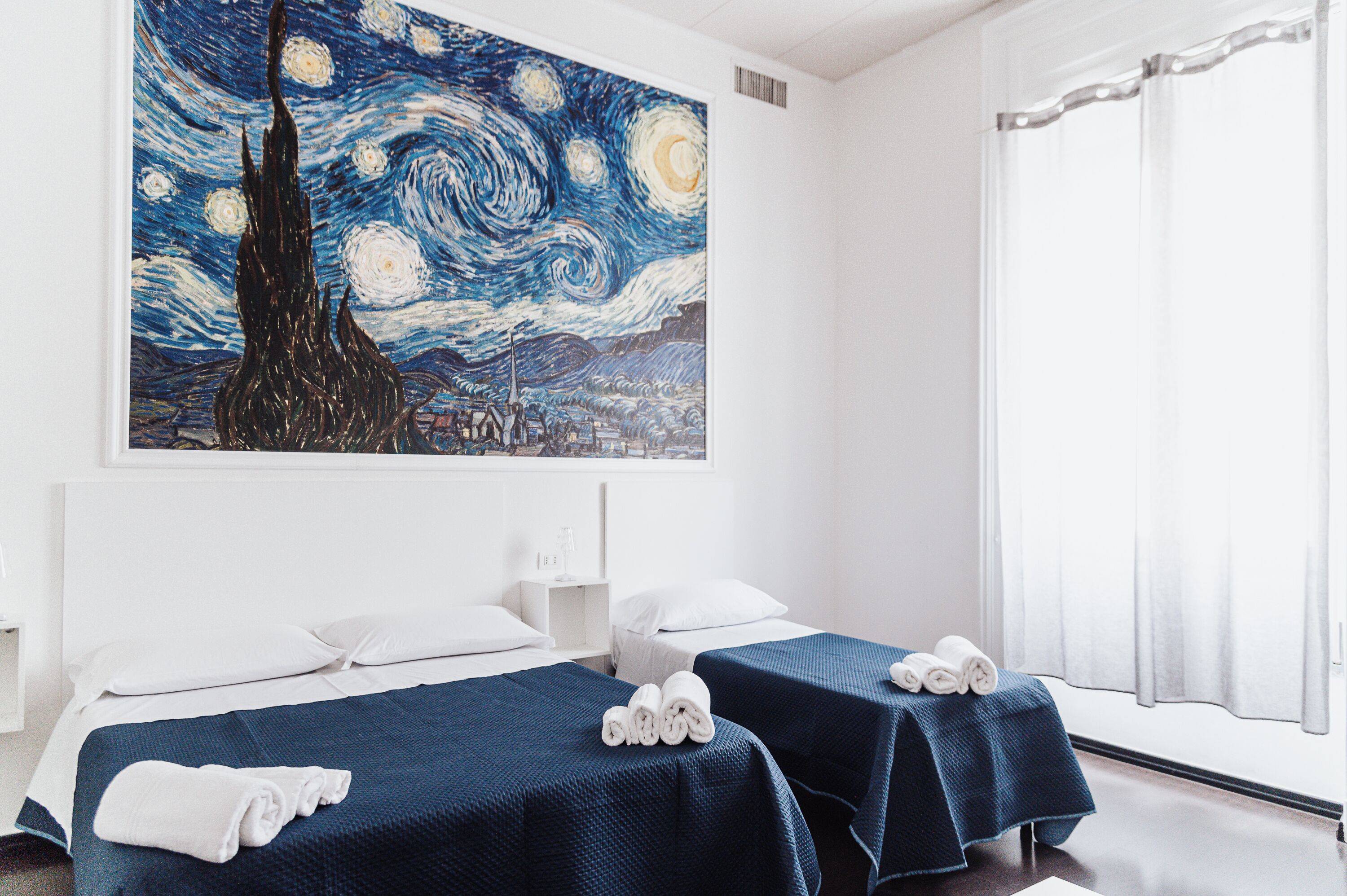 Quadrupla Superior | Biancheria da letto ipoallergenica, copriletto in piuma, minibar