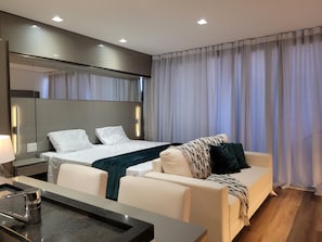 1 bedroom, iron/ironing board, WiFi, bed sheets - Jockey Club Flat (Pinheiros São Paulo)