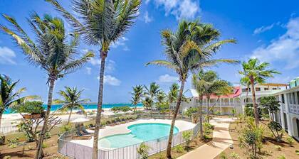 Mahi Mahi, direct access to Orient Bay beach, pool, sea view