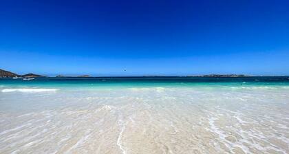 Mahi Mahi Allamanda · Mahi Mahi, accès direct plage Orient Bay