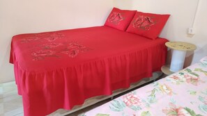 1 chambre, fer et planche Ă repasser, Wi-Fi, literie fournie