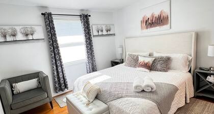 Farmhouse Style Nashville Stay with Hot Tub, Games, Fire Pit, Family Friendly