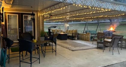 Farmhouse Style Nashville Stay with Hot Tub, Games, Fire Pit, Family Friendly