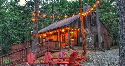 Bison Ridge Resort 3BR Cabin, mountain view, firepit, playset, pets OK, sleeps 8