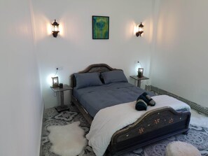 Individually decorated, individually furnished, iron/ironing board - Marrakesh (Marrakech)