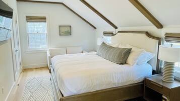 4 chambres, fer et planche à repasser, lit parapluie, Wi-Fi gratuit