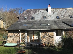 Exterior - Beautiful Rustic Dartmoor Barn Conversion (Holne)