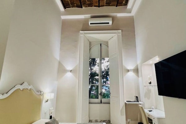 Habitación superior | 1 dormitorio, sábanas italianas Frette, ropa de cama de alta calidad