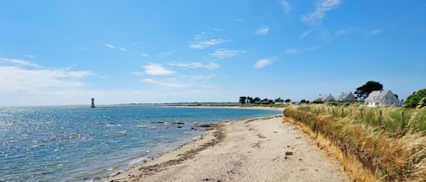 Na praia