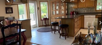 Large home on the 8th fairway of the Balboa Golf Course with decks and sunroom!